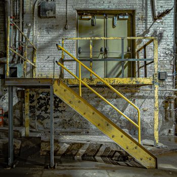 222Danielle Charette#3_L'escalier jaune